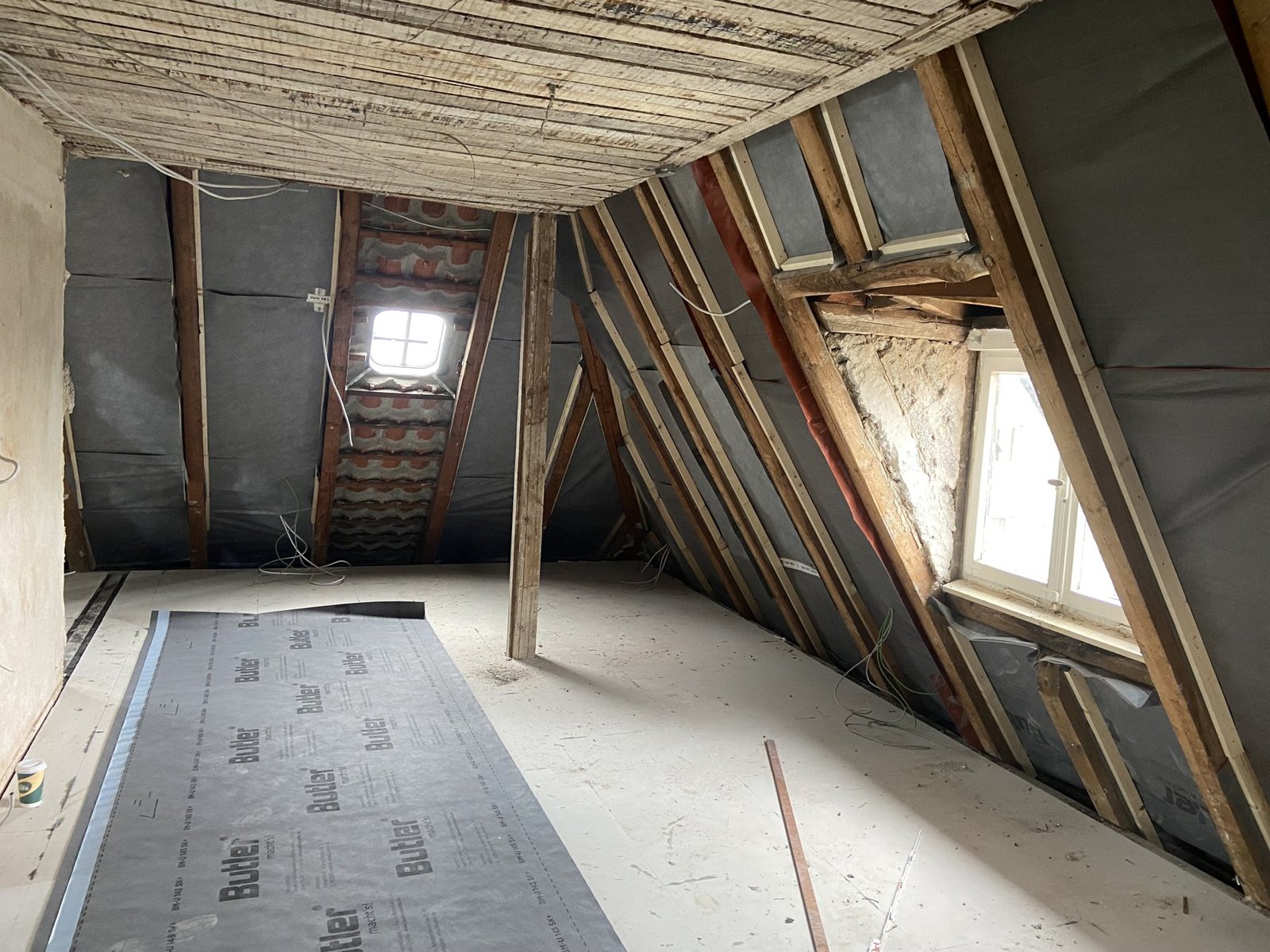 Innenausbau und Lichtgestaltung – Projektaufnahme 9