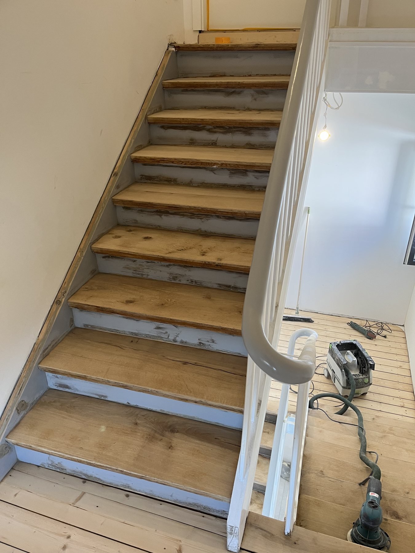 Innenausbau und Lichtgestaltung – Projektaufnahme 49