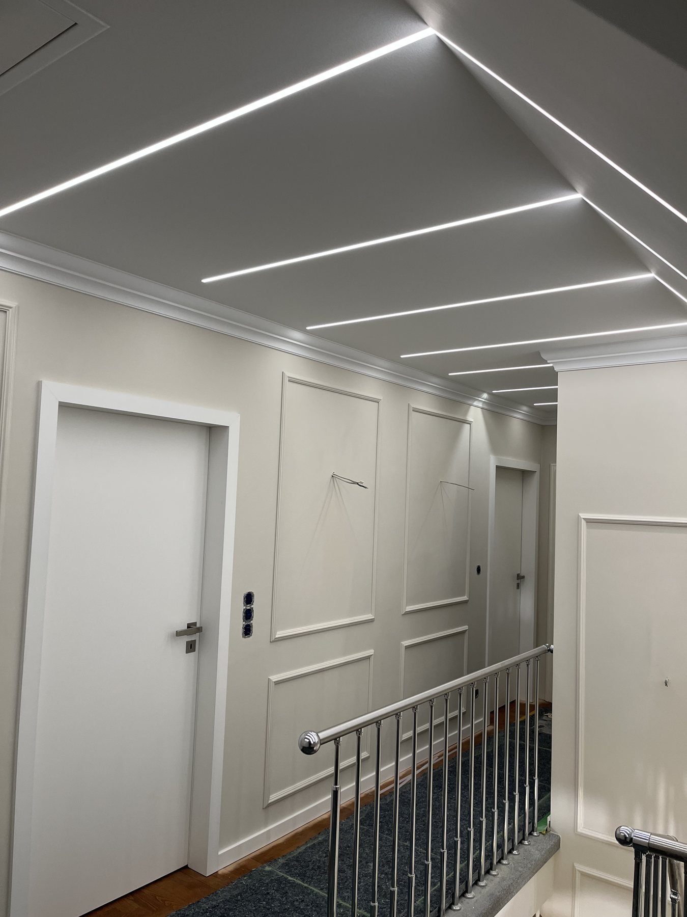 Innenausbau und Lichtgestaltung – Projektaufnahme 65