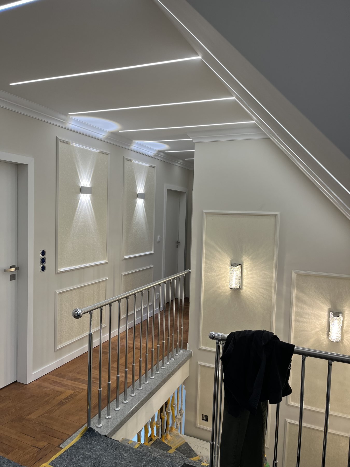 Innenausbau und Lichtgestaltung – Projektaufnahme 67